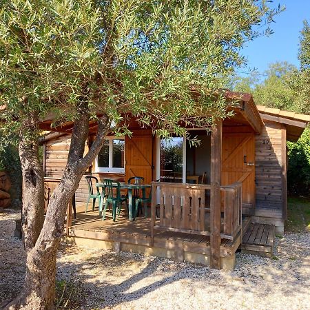 Les Chalets Du Relais D'Aguilar Tuchan Exterior foto