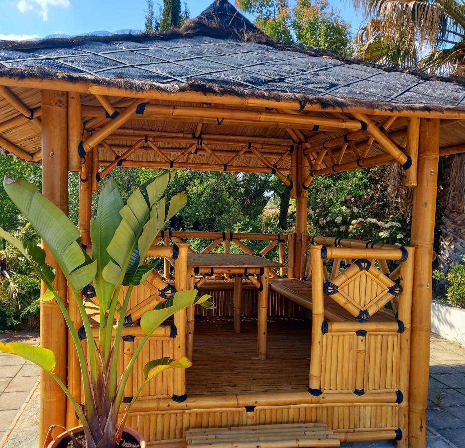 Les Chalets Du Relais D'Aguilar Tuchan Exterior foto