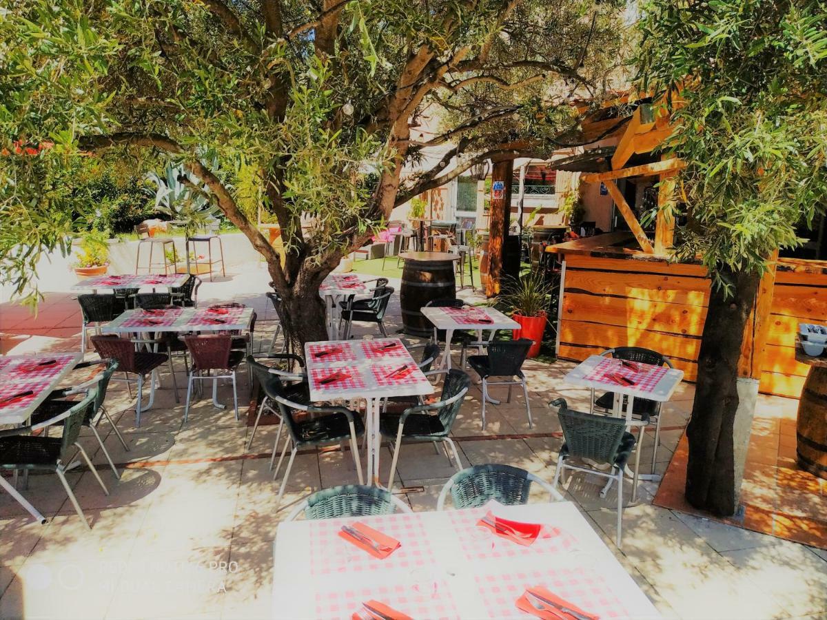 Les Chalets Du Relais D'Aguilar Tuchan Exterior foto